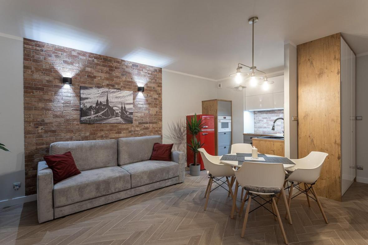B&W Luxurious Apartment In The Center Of Wroclaw Breslávia Exterior foto